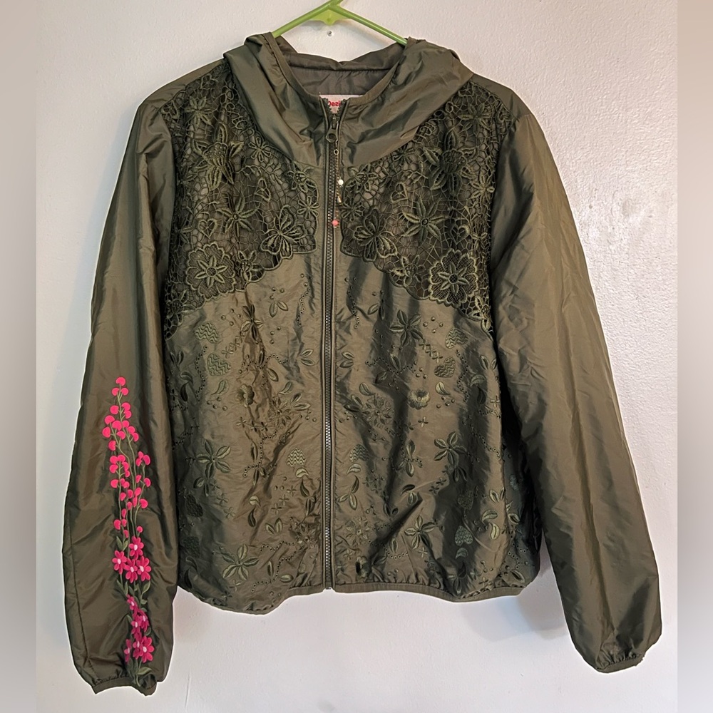 RARE Desigual European Toucan Windbreaker Jacket size XL